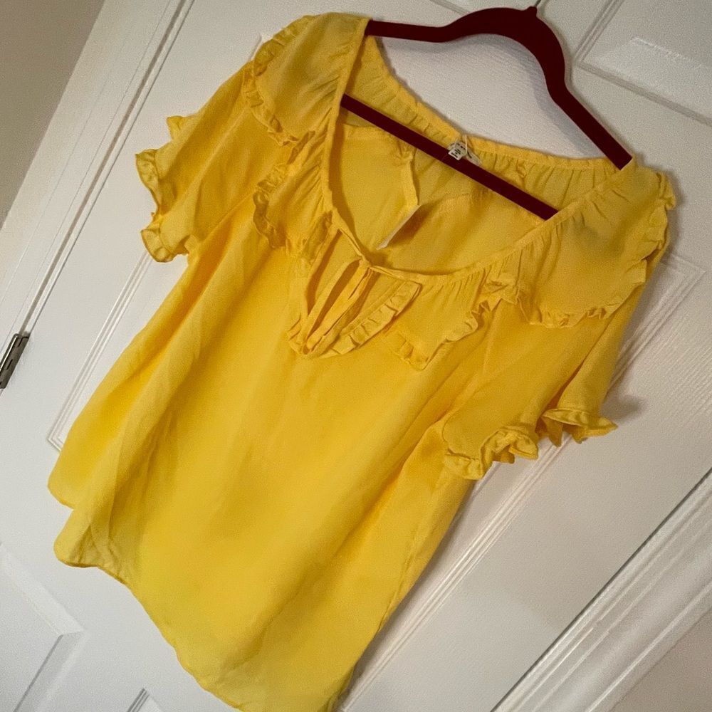 Max Studio Sunshine blouse XL cap sleeve new